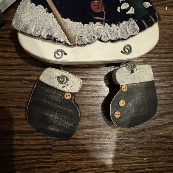 Snowman Door Hanger Handcrafted Wood Rustic Folk Decor Christmas - Picture 5 of 5